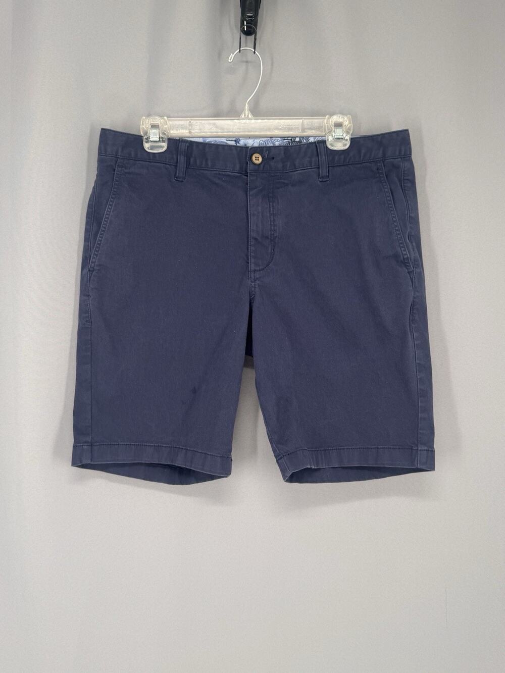 Tommy Bahama Chino Shorts Mens 34X9.5 Blue Stretch Cotton Flat Front